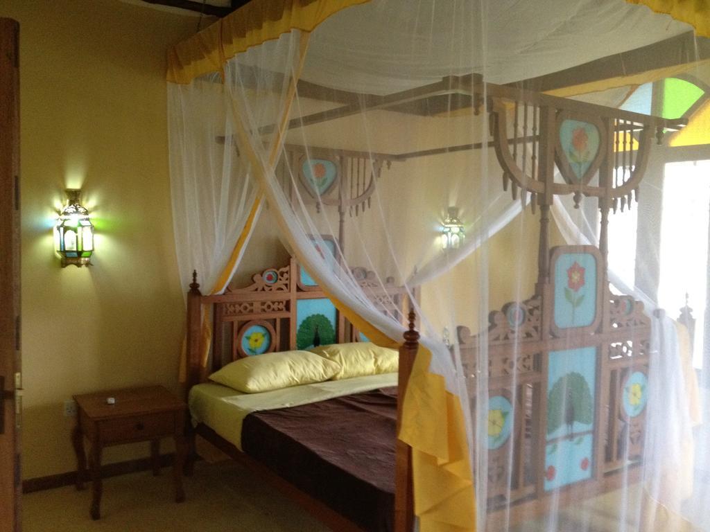 Villa Marula Park Playa de Diani Habitación foto