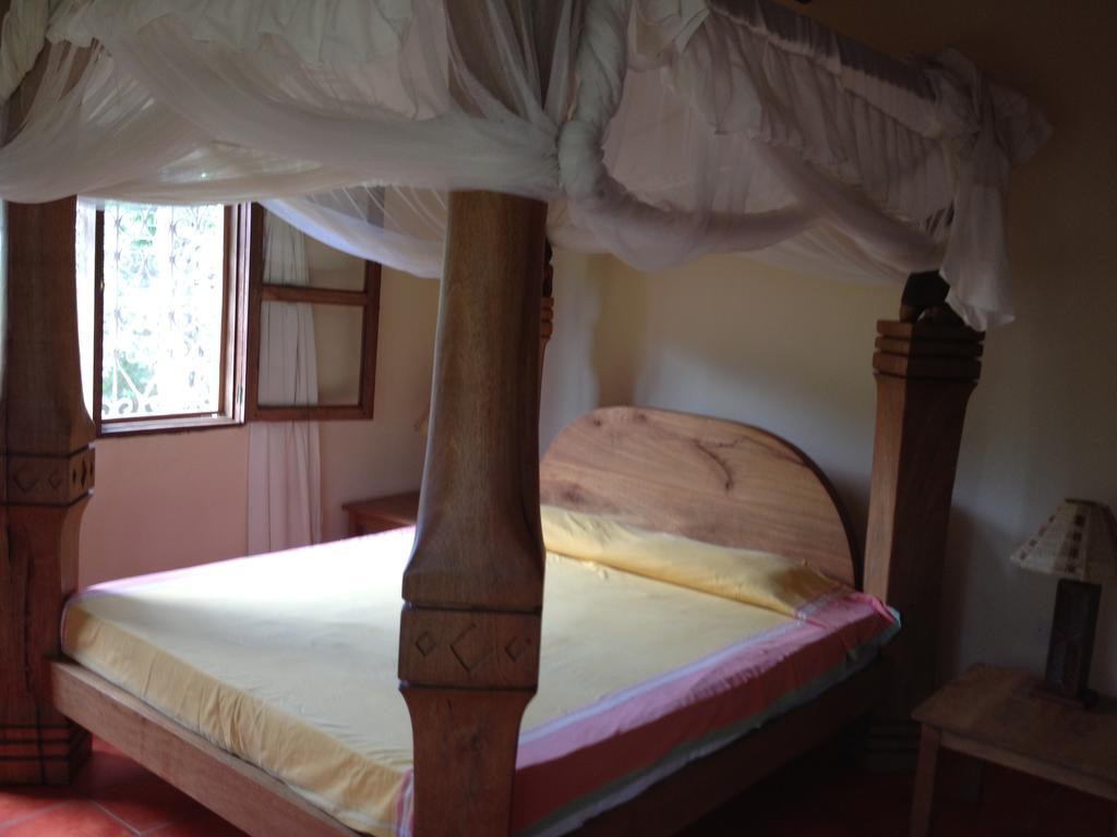 Villa Marula Park Playa de Diani Habitación foto
