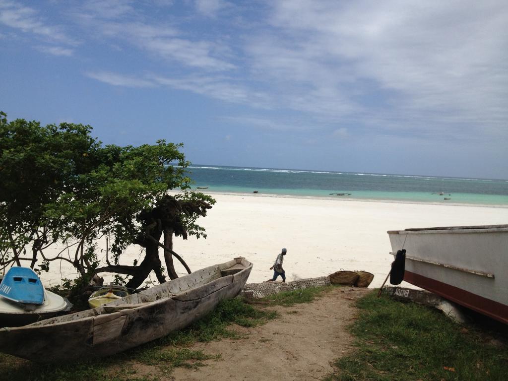 Villa Marula Park Playa de Diani Habitación foto