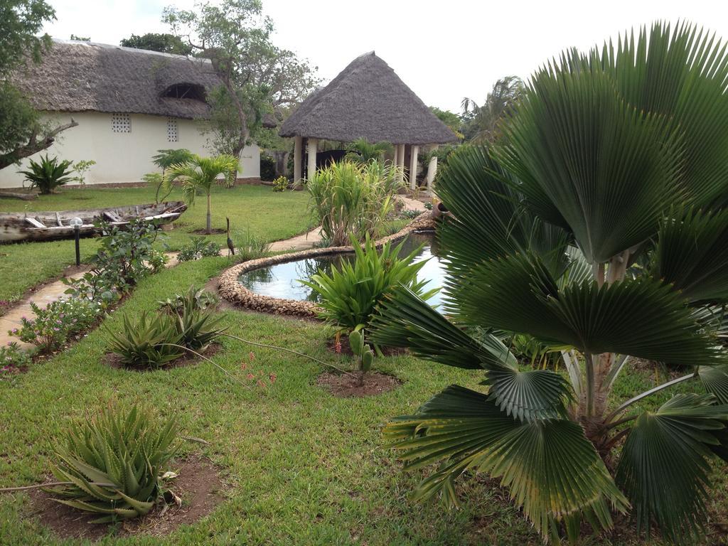 Villa Marula Park Playa de Diani Habitación foto