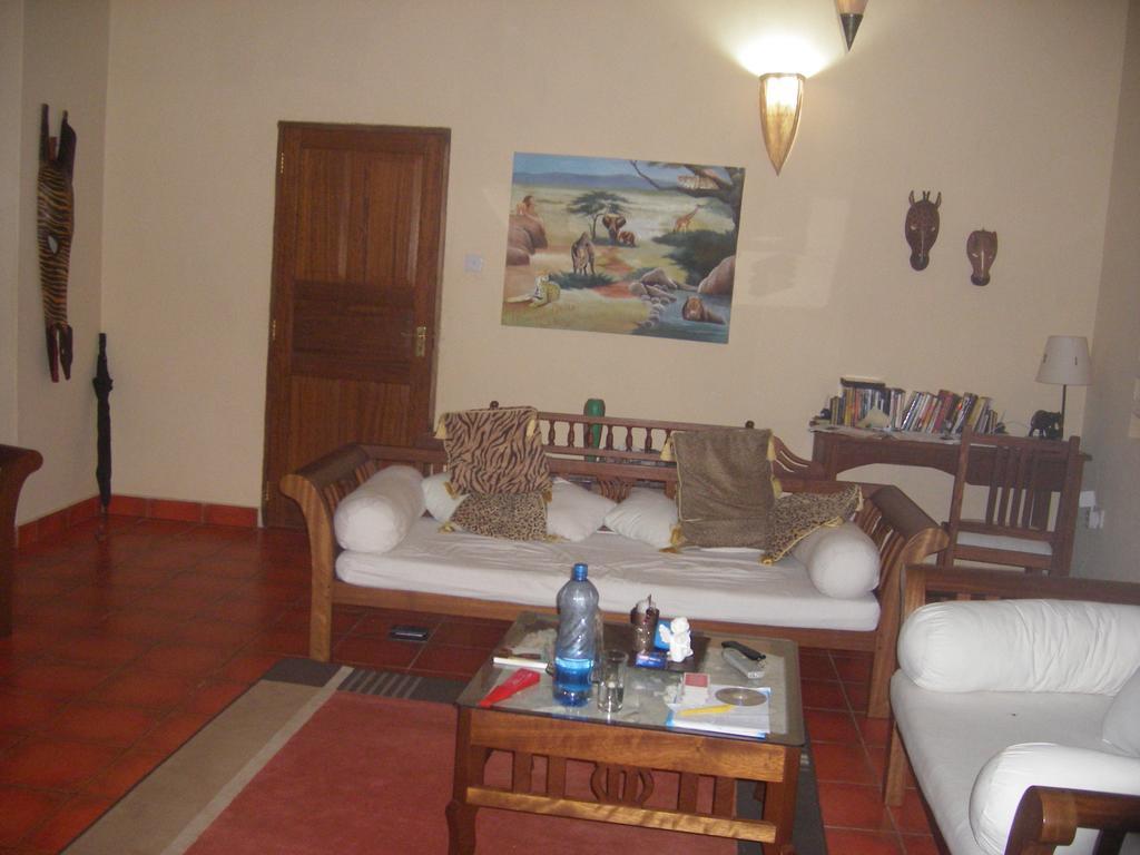 Villa Marula Park Playa de Diani Habitación foto